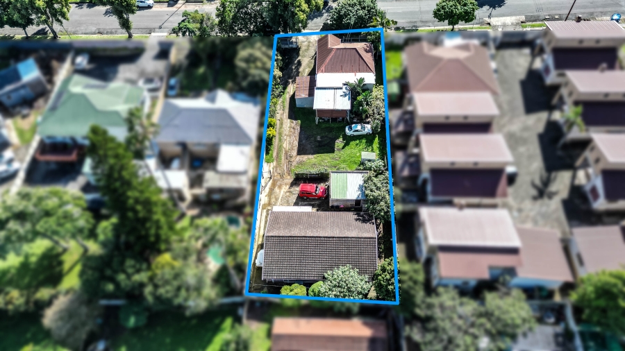4 Bedroom Property for Sale in Berea Eastern Cape